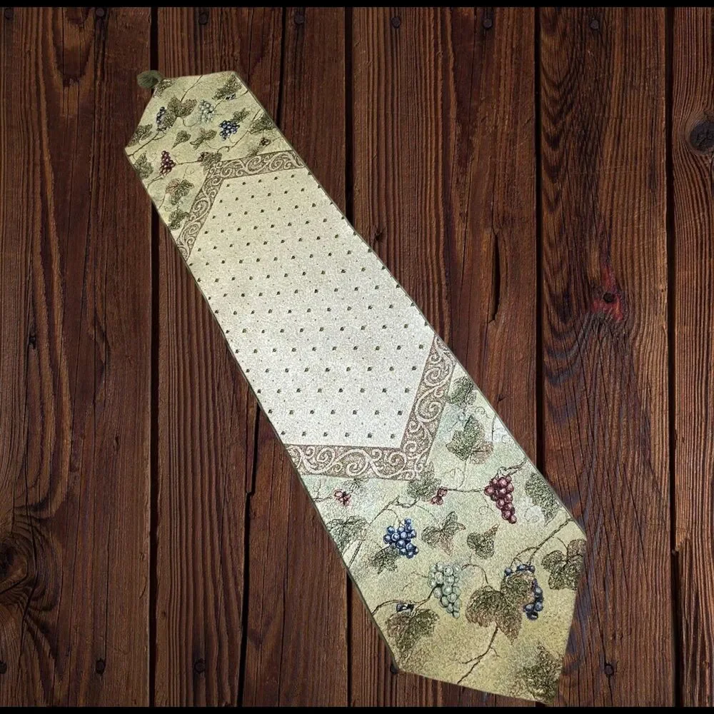 Winery Fruit Print Green Table Runner Heavy Woven Tassel 72” x 12.5” Granny Core